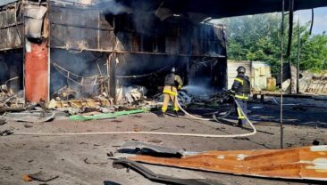 Окупанти вдарили по АЗС на Дніпропетровщині: є загиблий та поранені