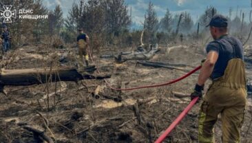 Пожежа в Чернобилі: ліквідовано 130 гектарів горіння