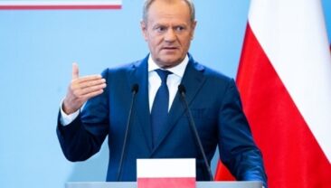 Прем’єр Польщі Дональд Туск назвав рішення Зеленського щодо УПА “невдалим”