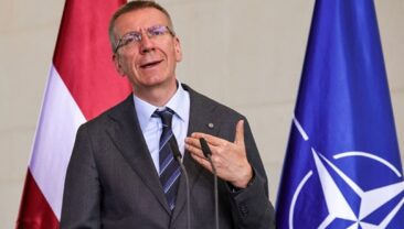 Президент Латвії: Росія може провокувати НАТО, але не має сил для вторгнення