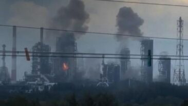 ВСУ підтвердили ураження Омського НПЗ в Росії