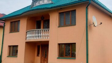 У Закарпатті колишньому лісничому повідомили про підозру в недостовірному декларуванні