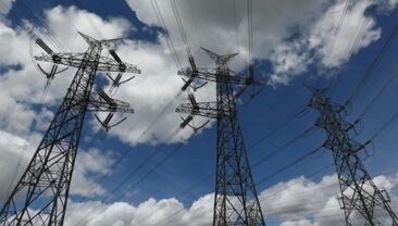 В Криму продовжується боротьба за відновлення електропостачання
