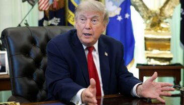 Трамп повідомляє про успіхи у переговорах щодо завершення війни в Україні