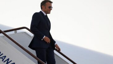 Еммануель Макрон вперше відвідав Дамаск після сверження Башара Асада