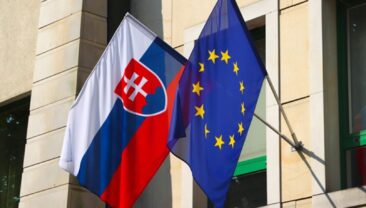 Словакия обмежила видачу віз для громадян Росії