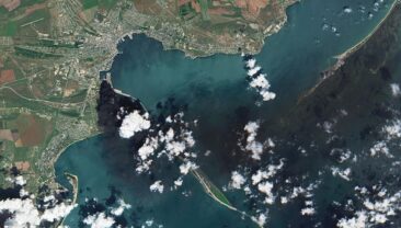 В Криму палають електропідстанції, почалися відключення води