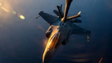 США посилюють удари по Ірану через загрози судноплавству в Ормузському проливі