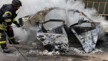 Окупантами здійснено вбивчий удар по автомобілю в Херсоні: українці знову показали свою мужність