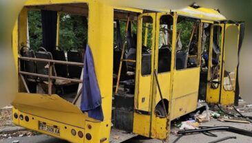 Окупанти влаштували напад на маршрутку в центрі Херсона