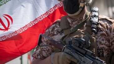 Іран завдав ударів по американським військовим об’єктам у Перській затоці