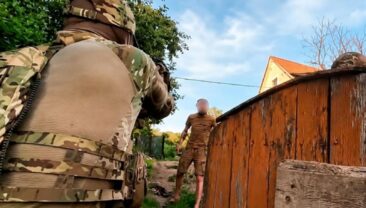 Затримання військовослужбовця перетворилося на криваву сутичку з топором