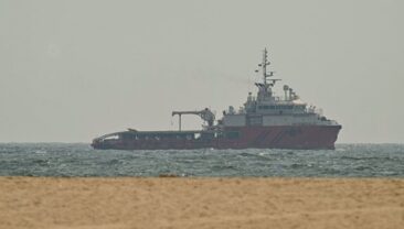Іран обстріляв комерційне судно в Ормузському протоку