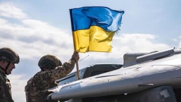 Зеленський ініціює продовження воєнного стану в Україні