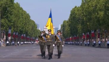 Українські військові взяли участь у параді до Дня взяття Бастилії у Франції