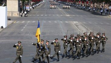 Українські війська взяли участь у параді до Дня взяття Бастилії у Парижі