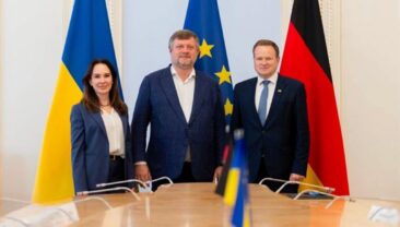 Обговорення Спецтрибуналу та компенсаційних механізмів з Німеччиною