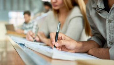 В Україні стартували додаткові сесії національного мультипредметного тесту