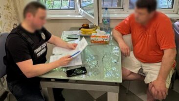 Екс-проректор і постачальник електроенергії підозрюються в збитках державі на понад 7,5 млн гривень