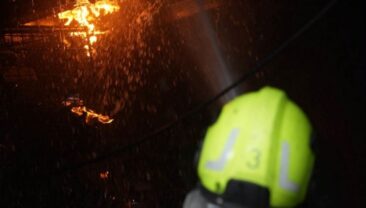 Атака на судно під Одесою: пожежа та постраждалі