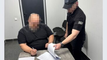 В Україні викрито схему незаконних ‘боєвих’ виплат в армії