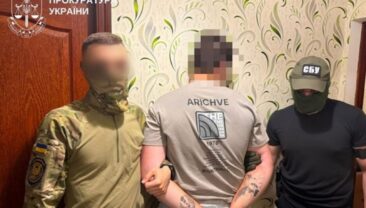 Правоохоронці викрили мережу, яка допомагала реєструвати термінали Starlink для російських військових