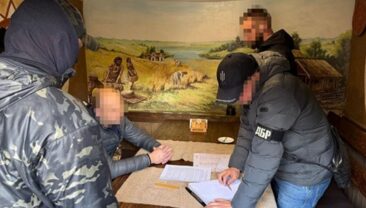 Справедливість на українських шляхах: завершено розслідування проти корупційного топчиновника УЗ