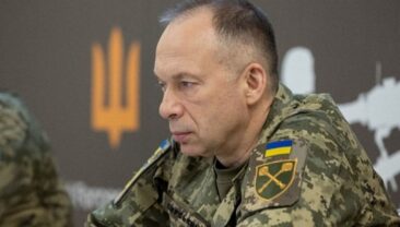 Зеленський розглядає можливість звільнення головнокомандувача ЗСУ