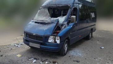 Атаки російських дронів на Херсонщині: поранені люди