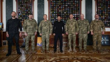 Кадрові зміни в українському військовому командуванні