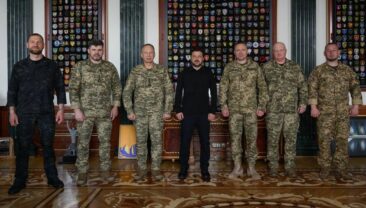 Офіційно: Гнатов та Сирський звільнені, на посаді новий головнокомандувач