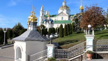 Почаївська лавра: символ віри та героїзму українців