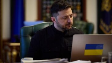Зеленський обговорив з американськими посланцями відновлення дипломатичних зусиль для припинення війни