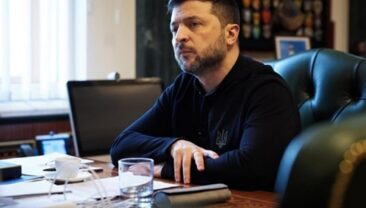 Зеленський розкрив деталі діалогу з посланниками США