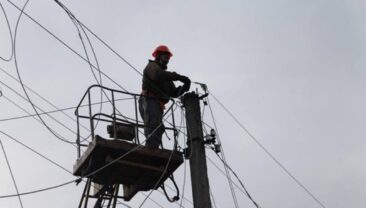 В Україні тривають аварійно-відновлювальні роботи після атак Росії