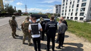 В Закарпатті судитимуть адвоката та директора коледжу за фіктивне працевлаштування