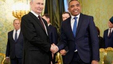 Мадагаскар націоналізує імпорт пального, що може зміцнити позиції Росії