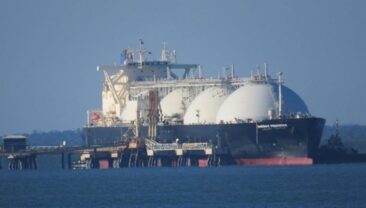 Європа стикається з ризиком нестачі газу через конкуренцію за СПГ