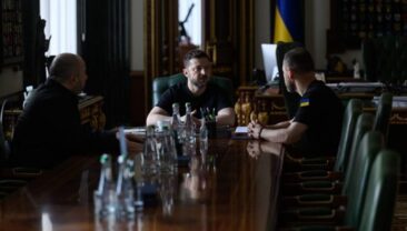 Зеленський визначив нові напрямки відповідальності для Умерова і Клименка