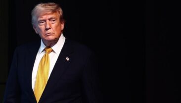 Трамп стверджує, що США не постачають зброю Україні
