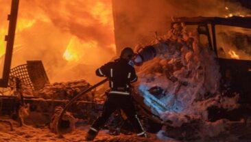 У Сумах атака російського дрону забрала життя трьох водіїв Новой пошти