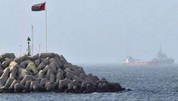 Оманська делегація обговорила судоходство в Ормузському проливі в Тегерані