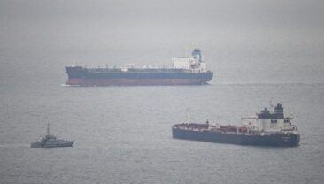 ЄС змінив правила щодо розпорядження вантажами з російських танкерів