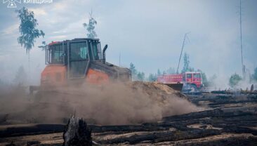 Пожежа в зоні ЧАЕС: рятувальники на передовій боротьби з загрозою