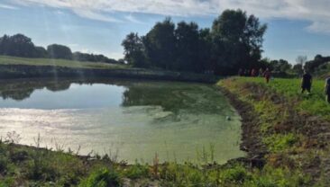 На Київщині утонула 13-річна дівчинка під час гри у волейбол