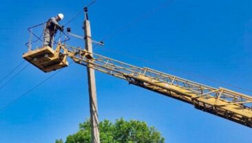 Аварійні відновлювальні роботи в Україні у зв’язку з обстрілами та погодними умовами