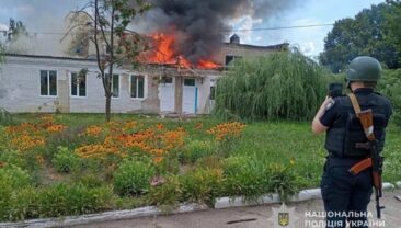 Масований удар по Николаєву: Російська армія пошкодила житлові будинки