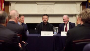 Зеленський подякував сенаторам за санкції проти агресора