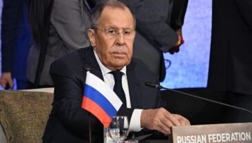 Лавров про можливі переговори і території