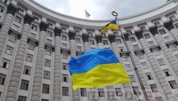 Кабмін призначив нових заступників міністрів оборони та освіти України